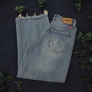WRANGLER X URBAN OUTFITTERS - Hi Bells Light Blue Wash Jeans Size 28